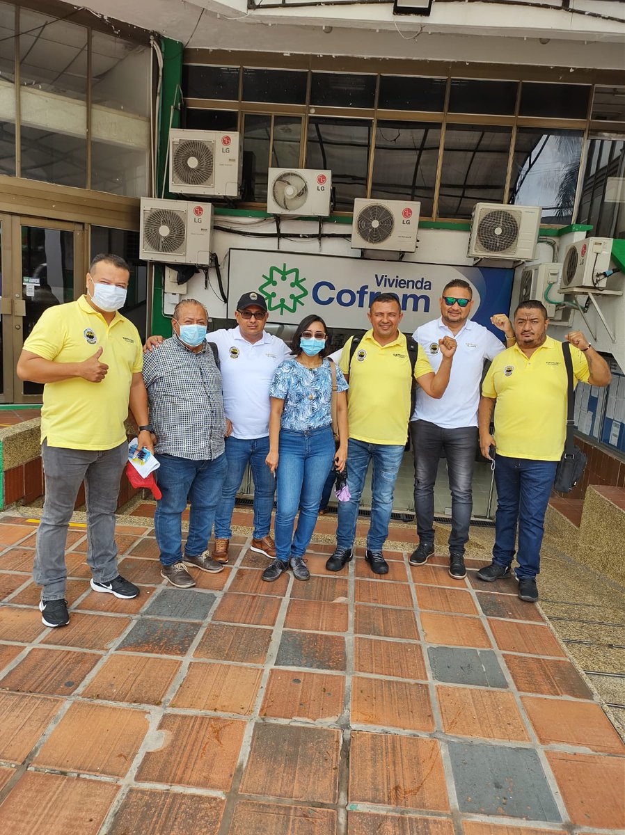 jucaveflo's tweet photo. Desde Villavicencio seguimos en mesa de negociación colectiva entre Suntrasev y @Isvi_Ltda .. https://t.co/hmsJz4sBhy