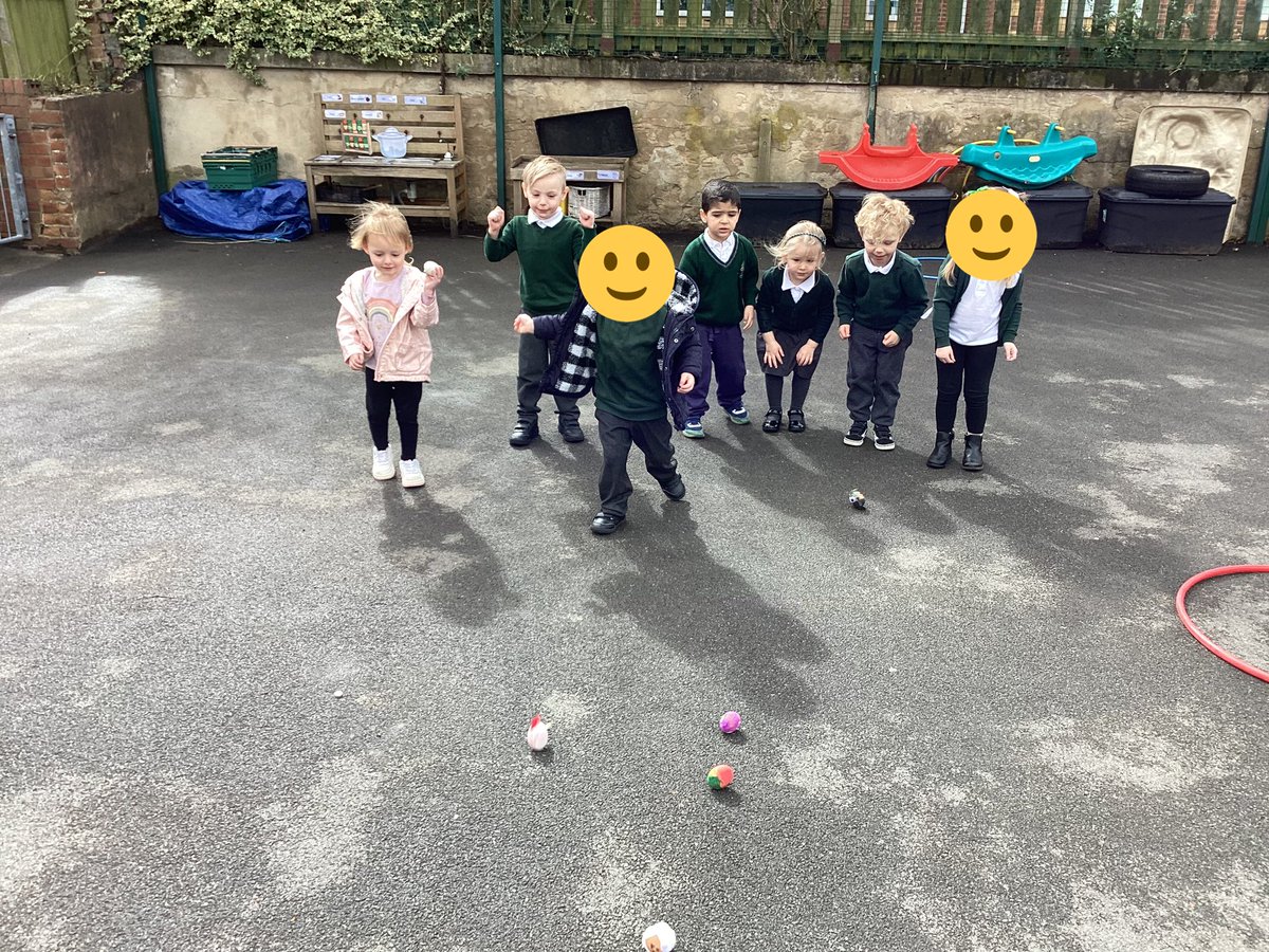 MissBates07's tweet photo. We have had a lovely last week of term.  We have loved exploring different textures with our feet and taking part in our Easter egg roll! 🐣 We hope you all have a lovely Easter break. @WMoor_academy https://t.co/vts7ew0qmX