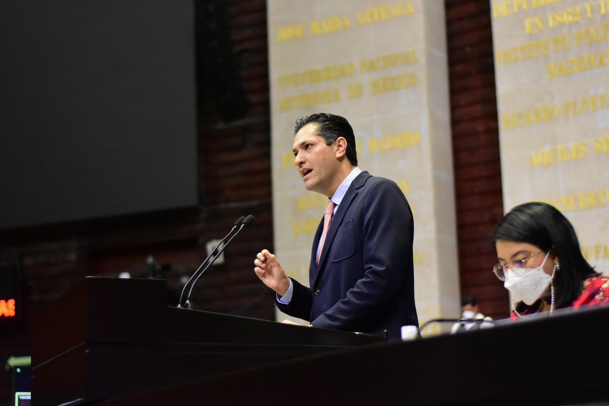 MauroGarzaMarin's tweet photo. Este martes estaré en la Cámara de Diputados cumpliendo con mi deber de representante ciudadano y votaré en contra de la #ReformaEléctrica.

Mantendré congruencia con la postura que he manifestado desde el inicio: no hay forma de que dé mi aval a esta reforma tóxica y regresiva. https://t.co/sMUqYyVxBu