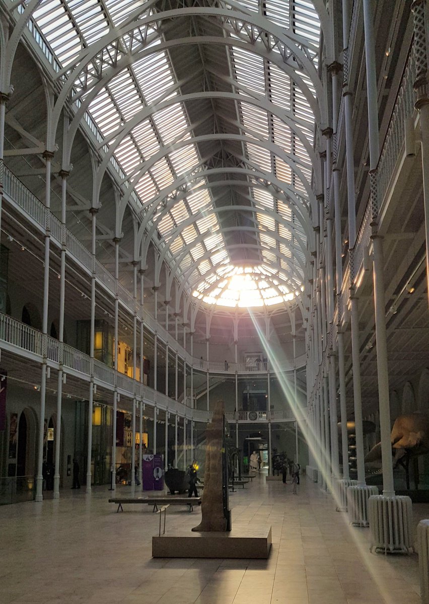 On this #flourishingfriday I am taking time to look back on the journey that this year has been. This photo  reminds me of the Power of Now. :) 
Editing my photos allows me to gain a deeper sense of self and continue on the journey of flourishing~
<a href="/Flourish_Med/">Flourishing in medicine</a> <a href="/CreativeEnquiry/">Creative Enq. Meded</a>