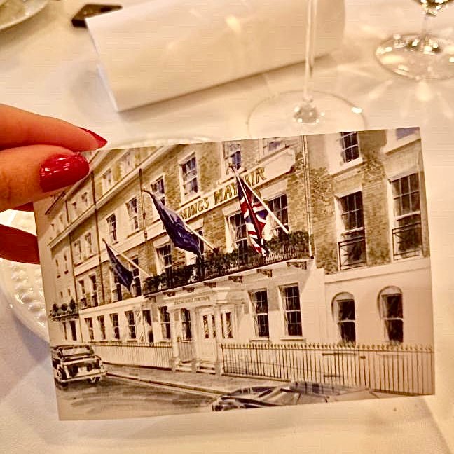 This illustrative reimagining of our iconic hotel entrance is one of the loveliest #FlemingsEaster gifts we've ever received. Thank you, @suchardine_chocolat! #Flemings #Flemingsmayfair #Mayfair #Mayfairlondon #Hotel #LondonHotel #illustration