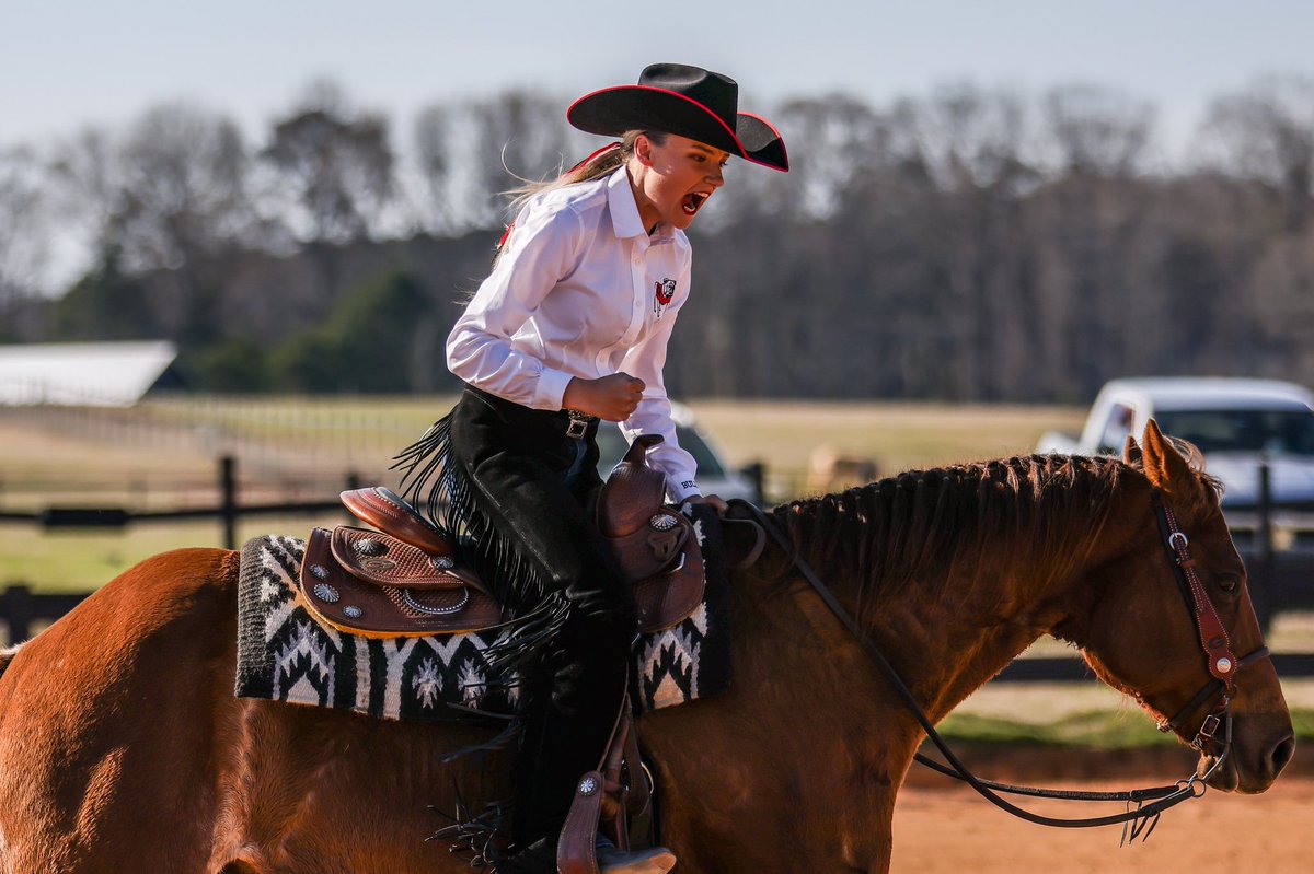 UGAEquestrian's tweet image. Isabella Hehr is a MOOD. 

#StandOut | #GoDawgs