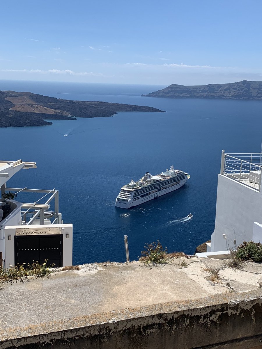 enjoytravel_kra's tweet image. Glad to be joining #FlashbackFridayz today and the subject of #water 
- #flowriding on @RoyalCaribbean 
- #Santorini #Greece 
- Dog Beach #HuntingtonBeach 
- #NewZealand 
Tagging hosts:
@TravelBugsWorld @Adventuringgal @jenny_travels @Chalkcheese111 @FitLifeTravel