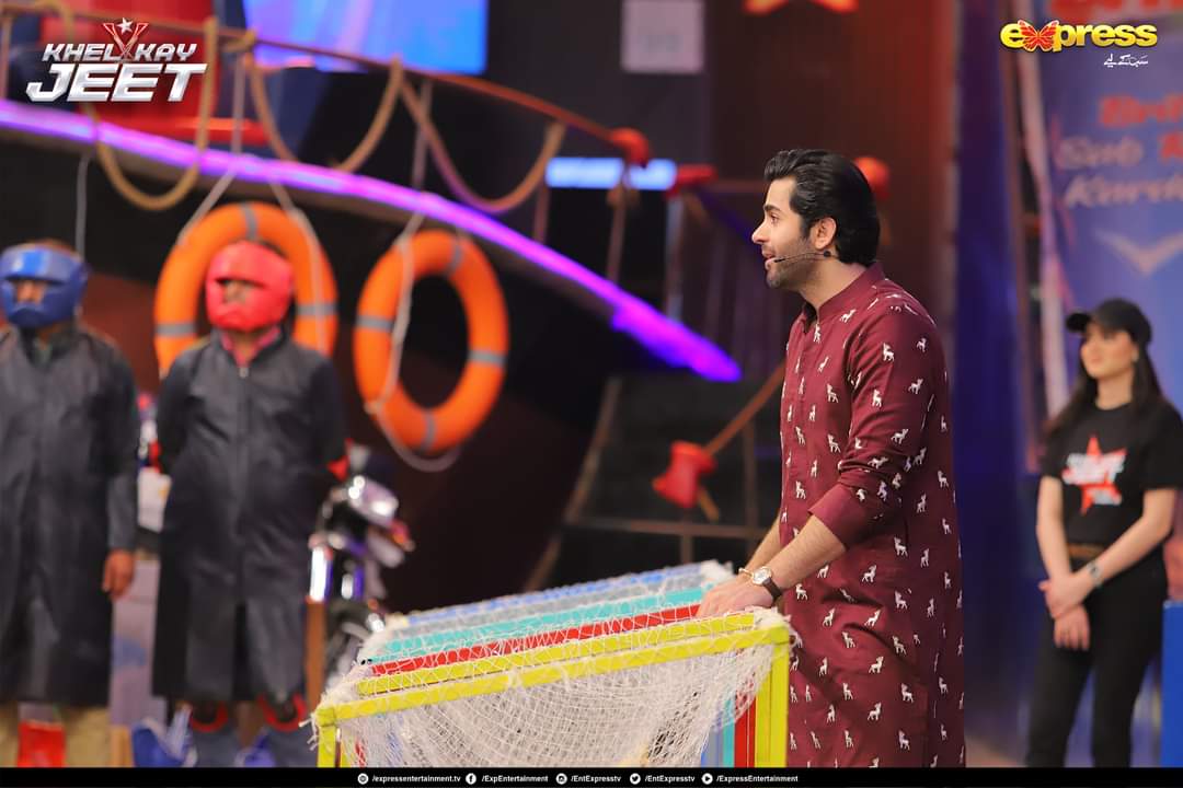Tune into #ExpressTV right now and watch #KhelKayJeet 

#GameShow #SheheryarMunawar #Pakistan #Ramadan2022