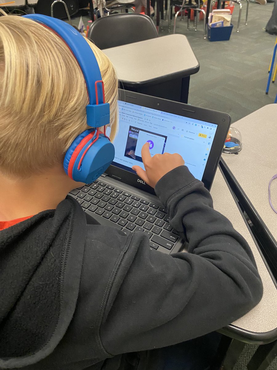 Ms. Waters tweet media