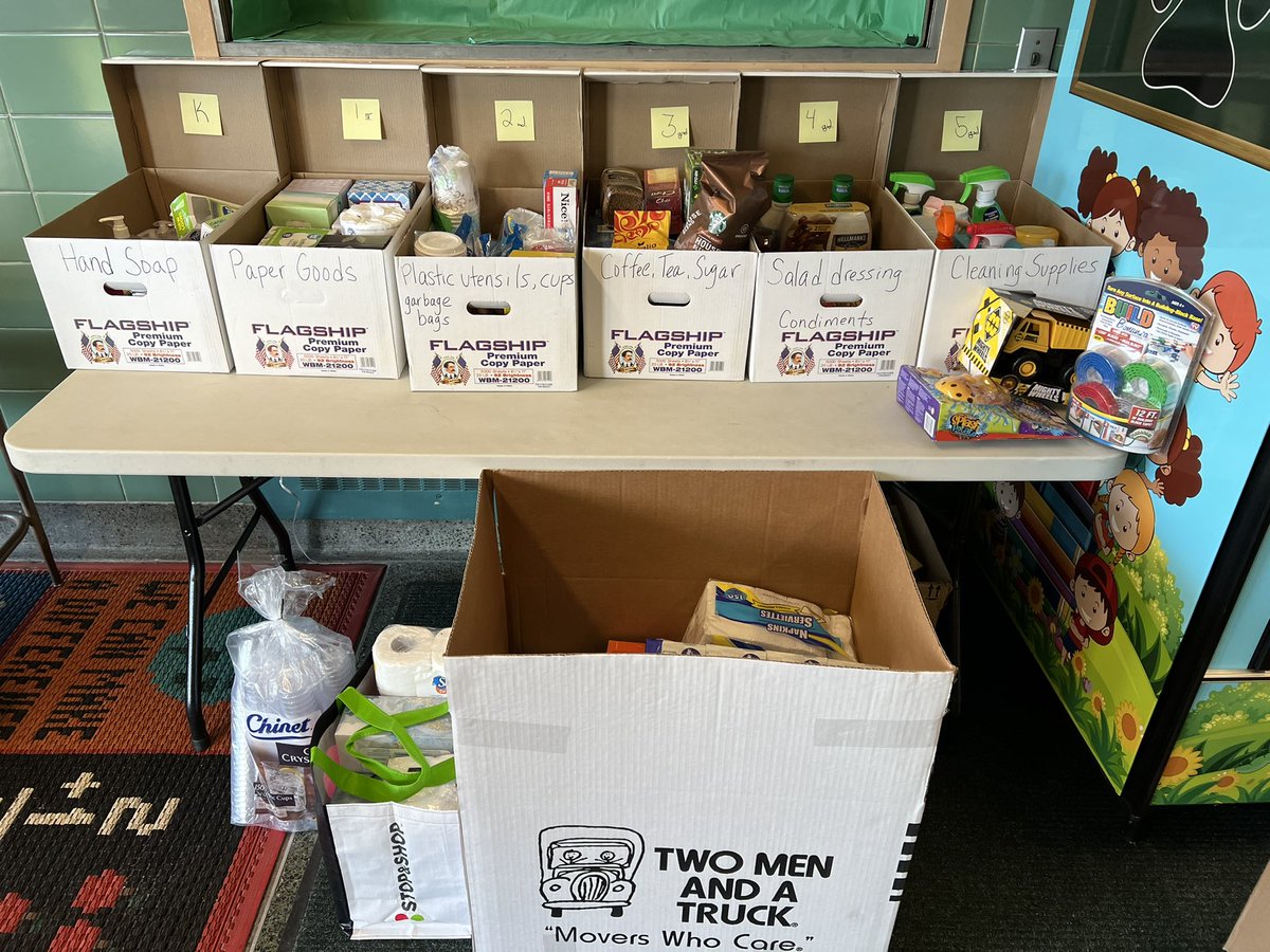 dutchdan118's tweet photo. Our Bethany House supply drive is off to an amazing start!! Thank you for all of the items sent in so far. Collection will continue until 4/13/22. 🧻🧼🍴☕️🫖🧴👩‍👧‍👦@ParkwayEMSchool @ParkwayptaE https://t.co/jAmezIjY6E