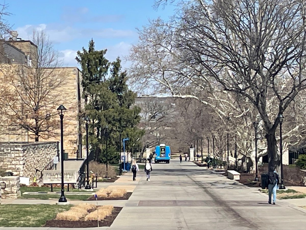 VortexValves's tweet image. Our Mobile Display Unit was on campus this week offering tours to @KSUGrainSci students. Contact us at vortexglobal.com/demo-unit if you would like us to visit you. #webringthevalvestoyou