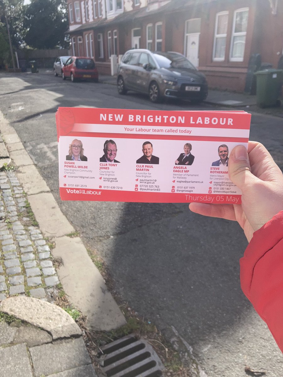 Great to have <a href="/angelaeagle/">Angela Eagle DBE</a> out with our councillors Tony Jones &amp; <a href="/paulmartin83/">Paul Martin</a> campaigning for Sue @WildePowell many residents telling us they are voting Labour on Thursday May 5th.