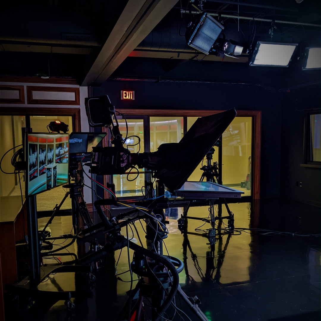 SandsTechAV's tweet image. With or without a teleprompter?   That is the question.

Problem with your system?  We provide AV TECH onsite support. 💡 Why go through the hassle of hiring a part-time AV TECH, just call us! 📱 

Connecting you&apos;re 🌎 🏡 🏢