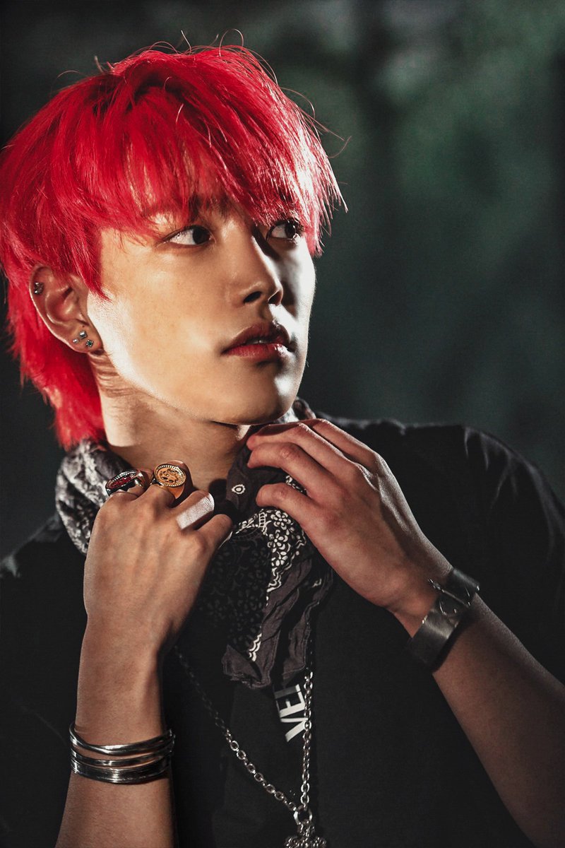 archivesjoong's tweet photo. Vogue hongjoong is the moment! https://t.co/dUPmAUZED4