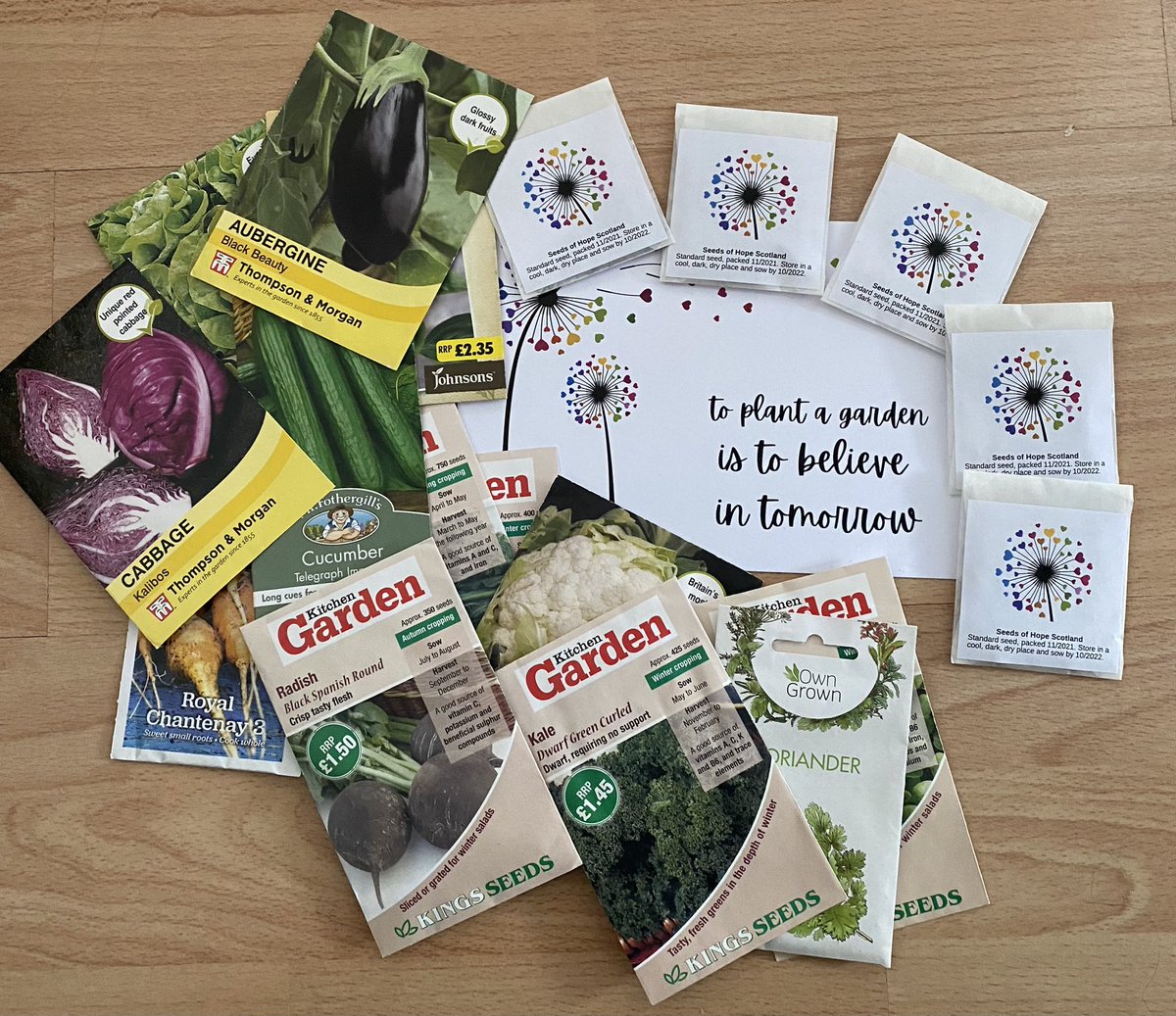 Thanks so much to @SeedsOfHopeScot for their wonderful donation of seeds for @AultmoreParkPri new planting area! can’t wait until after the holidays to get the children out planting 🌱 💕@TrustConnect #communitygrowing #communitypartnerships #plantgroweat