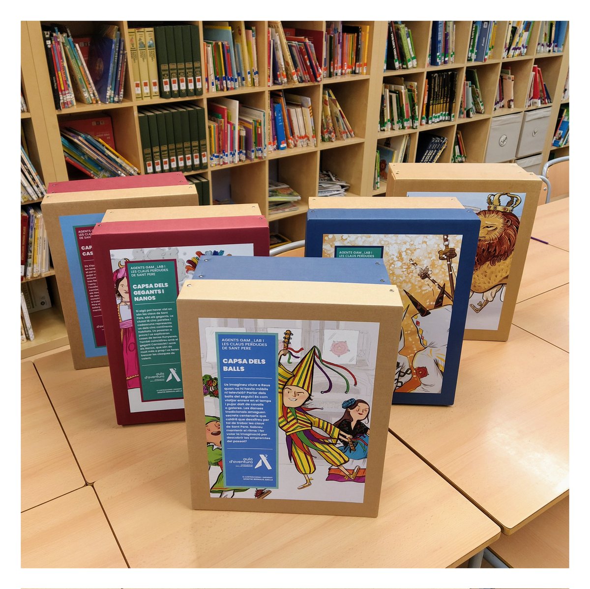 EscPratdelariba's tweet photo. Ja tenim les #capses de la #FestaMajor a l'escola!!
#Gràcies regidoria d'Educació de @reus_cat per fer-nos entrega d'aquestes propostes d'aprenentatge per promoure la Festa Major a tots els centres educatius. Una gran iniciativa!
#EcosistemaEducatiu
#CiutatEducadora https://t.co/DIb3402rbM
