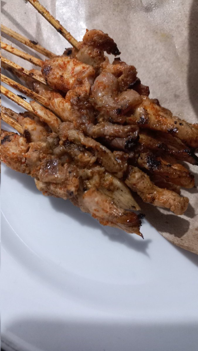 arifsuratung's tweet photo. Nnti saur makan enakkkk🤤makasyiii yeee @shiraoshe vole bgt sma kamoo💗 #radalucu https://t.co/L3gzponbkG