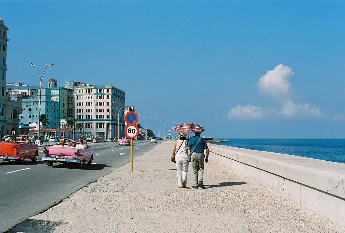 notellyssa's tweet photo. Cuba on 35mm film. https://t.co/H4pRaKQBlM