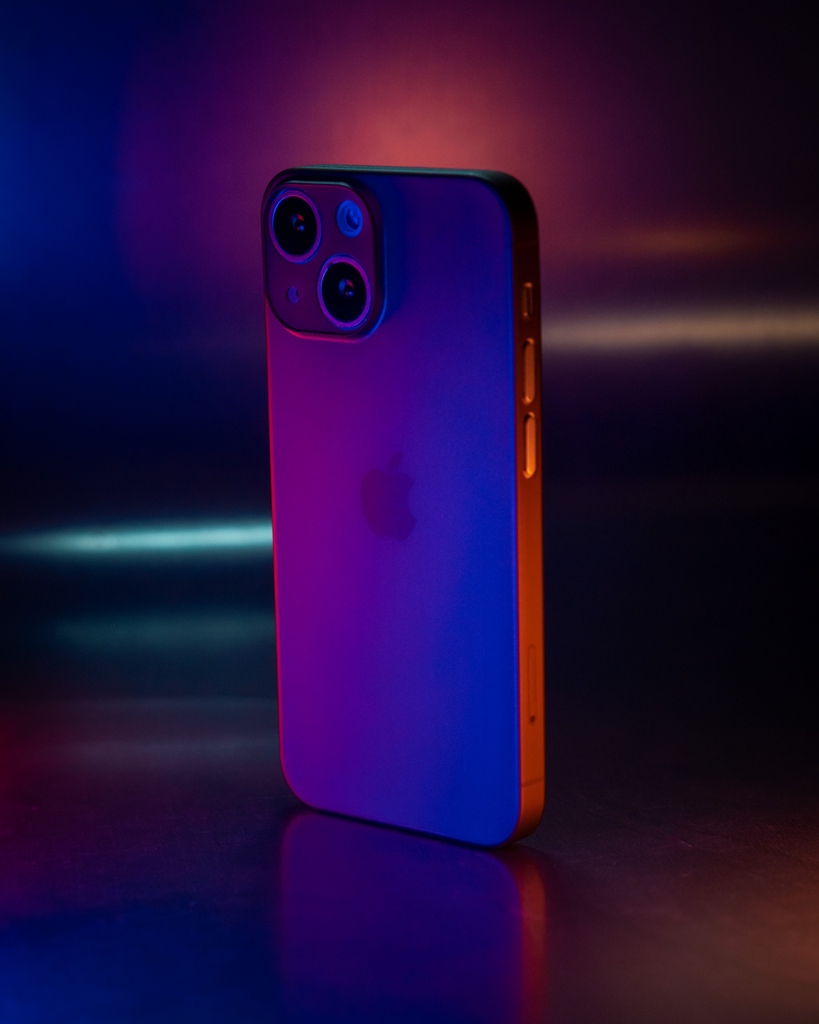 A slim case like this keeps your mini looking mini

iPhone 13 Mini Case | Frosted Black ⁠

Buy it here: l8r.it/k5uN 
⁠
#phnx #phnxcase #thinphonecase #thincase #mnmlcase #protectphone #minimalistphonecase #apple #iphone #iphonecase #iphone13case