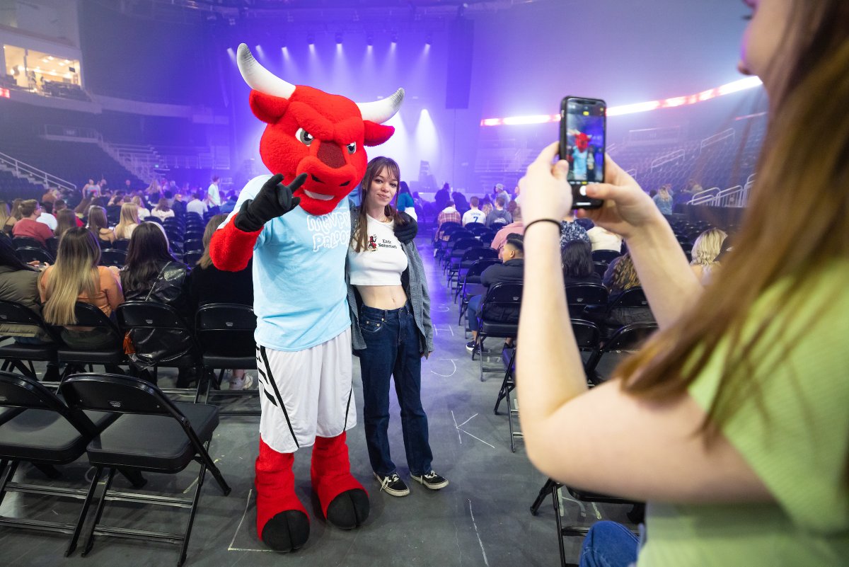 UNOmaha's tweet image. Last night was one for the books, Mavericks! 🎶 (@MavPro)