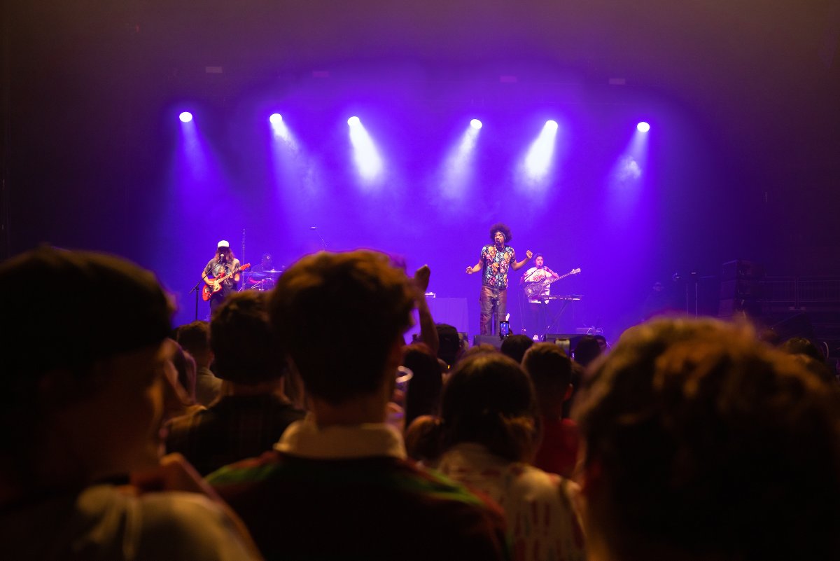 UNOmaha's tweet image. Last night was one for the books, Mavericks! 🎶 (@MavPro)