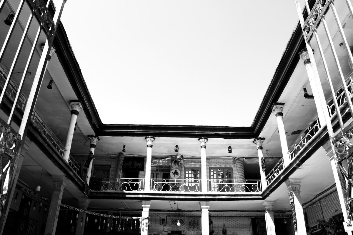 [7]  ديگه اينو بگيد كجاست ديگه ... 😒