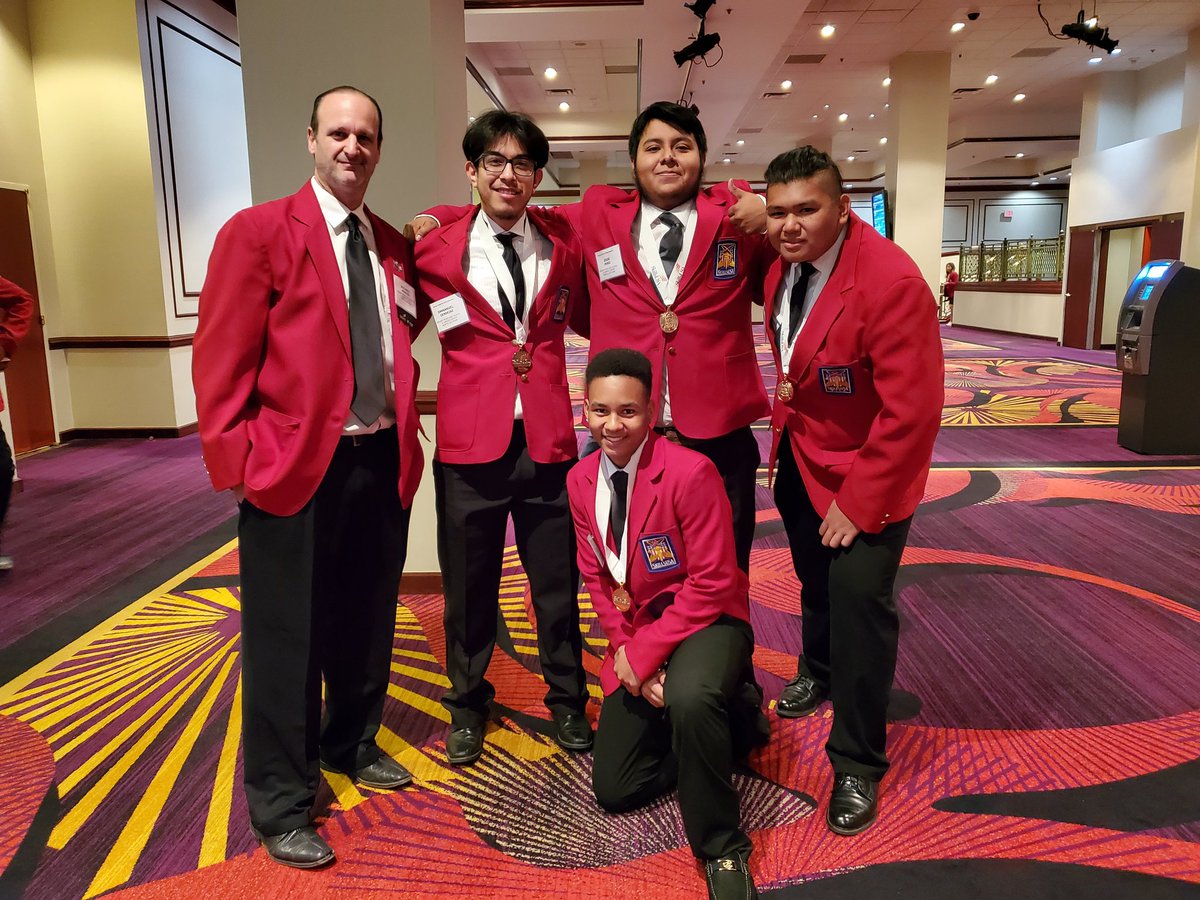 So sorry for the wrong name Congrats to DESERT ROSE TECH CENTER for gold with firt time attendees in SkillsUSA NV in TeamWorks!!!! #NVCTE