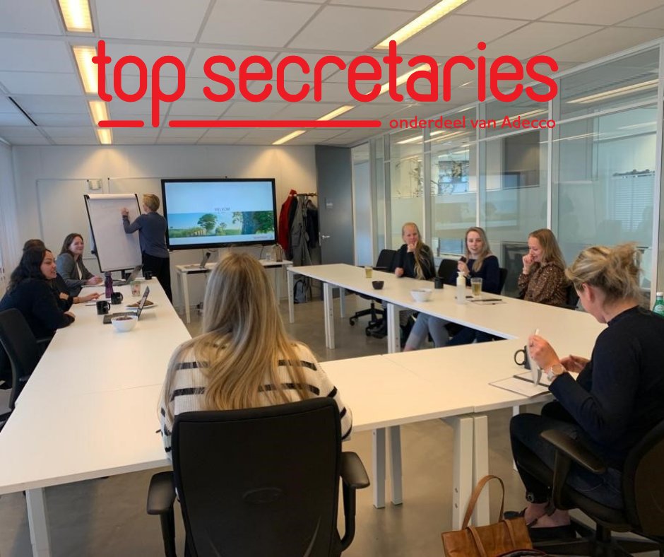We zijn weer enthousiast gestart met de PMO training! 

#wijzijntopsecretaries
#PMO
#ontwikkeling
#secretaresse
#futurerol