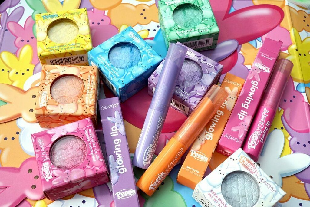 Swatches!! - #colourpopxpeeps 
✨save 10% with code 𝗕𝗘𝗔𝗨𝗧𝗬𝗖𝗨𝗟𝗧✨ 

Release is today 10am PT/1pm ET

#colourpopcult #colourpopcosmetics instagr.am/p/CcGIWu3rVvN/