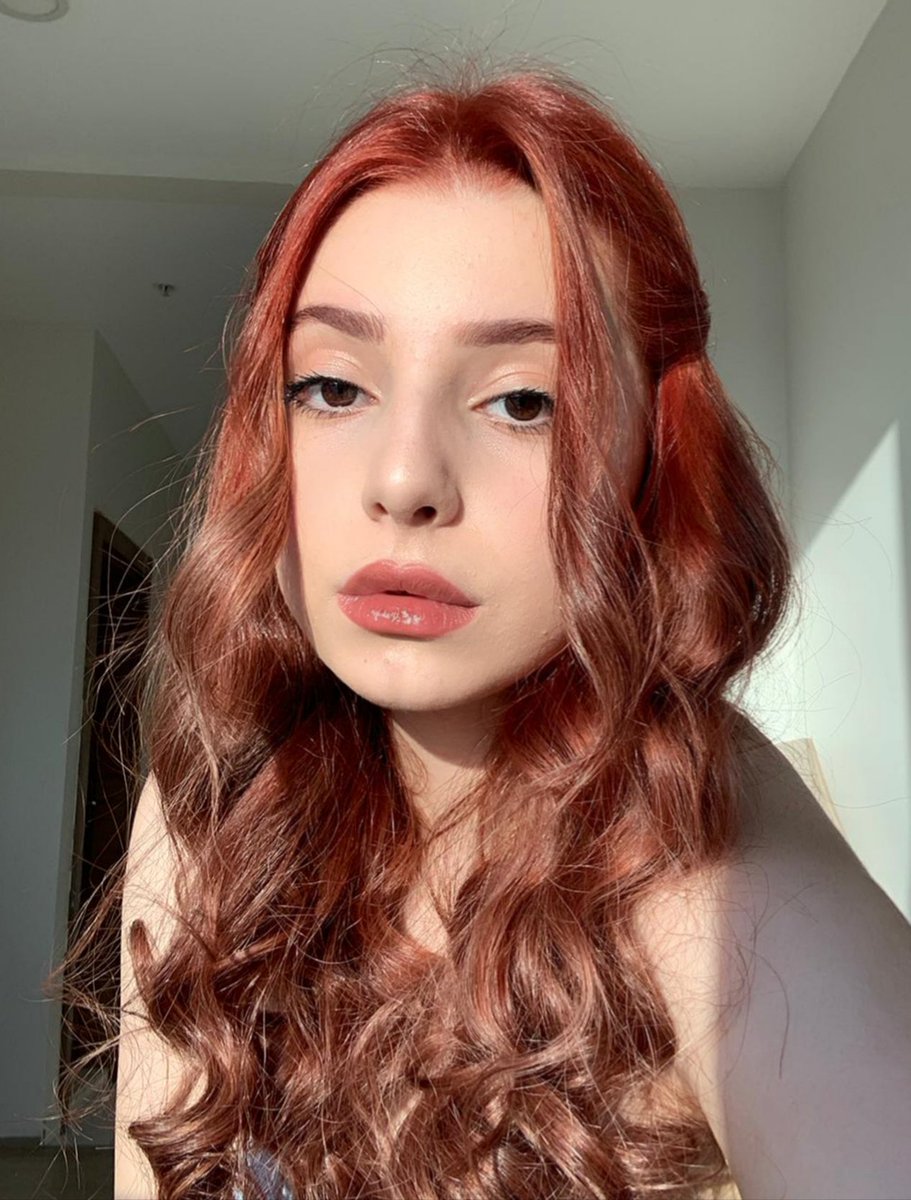 erkekler sarisin seviyo diye sacimi kızıla boyattim