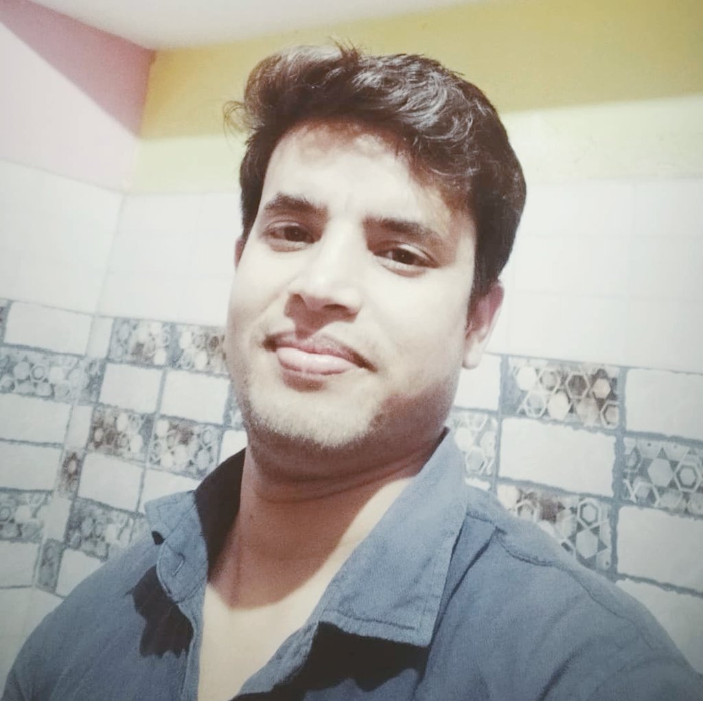 ManishM20071993's tweet photo. आस्तिक हूँ...कभी नास्तिक हूँ
पर जितना भी हूँ...वास्तविक हूँ  । https://t.co/ojYPTpIs8l