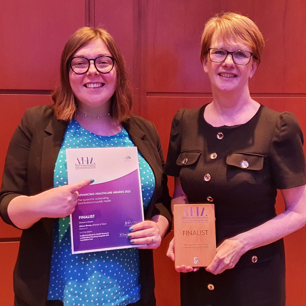 DrEmWilliams's tweet image. Fantastic to be nominated and end as finalists at the @AHAwards, congratulations @AlisonBruce201! So proud to have represented the #GlassesInClasses intervention - even on my nails! 🤓