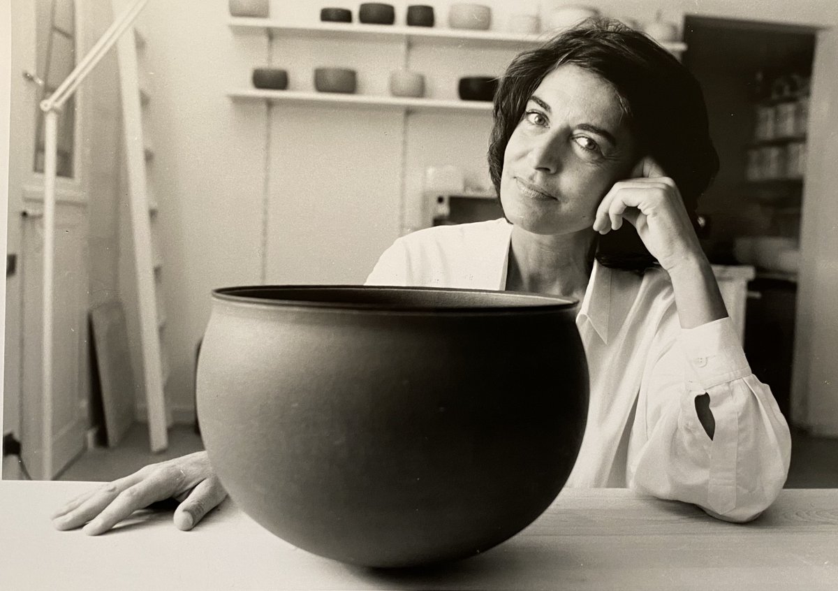 Duayen seramik sanatçısı Alev Ebüzziya’nın hayatı “Benim Sanatım” belgeseli ile yarın NTV’de
bit.ly/3un65Mp