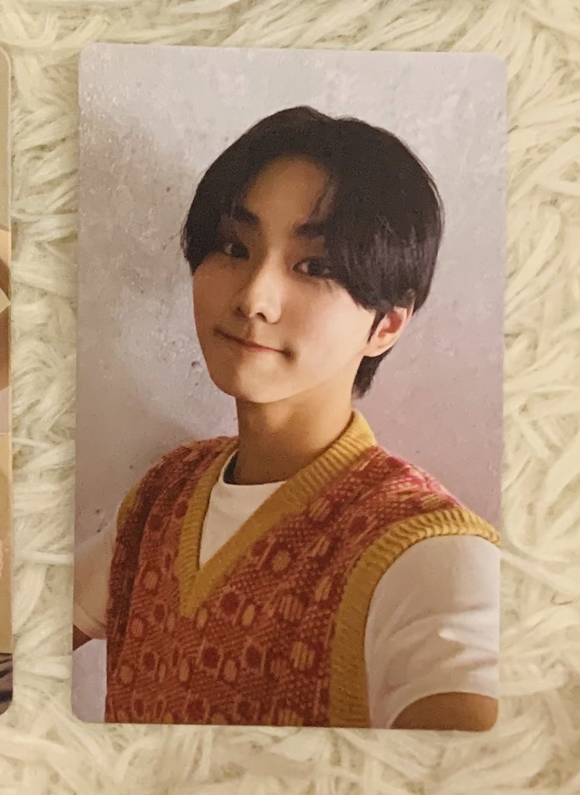 ynggggggggy's tweet photo. This pretty Wonie Charybdis Essential PC was the last piece to complete the album PC collection. Thank you so much @yjwonnonly for packing Wonie’s pc safely and securely 🥺🤍
#yjwoniefeedbacks https://t.co/ROr1EXheOl
