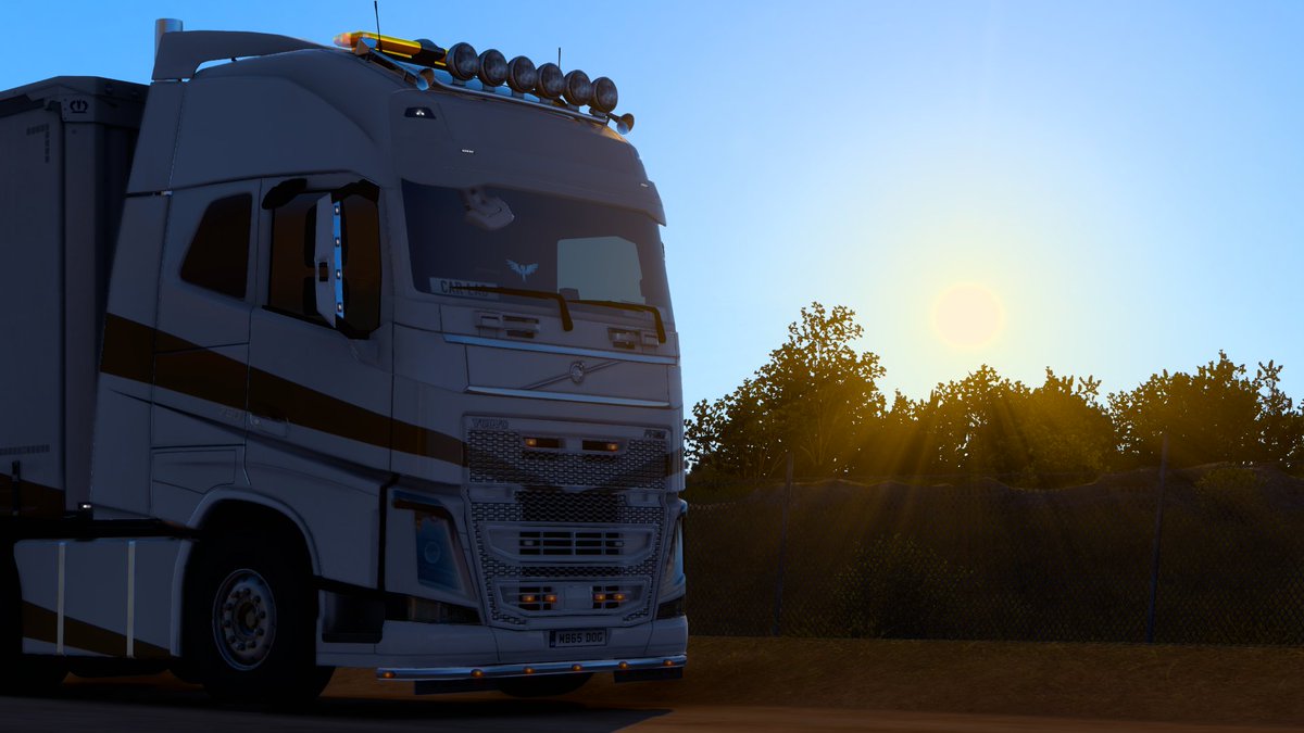 MattTrucker_TMP's tweet photo. Weekend Approaching!
#WeekendVibes #WeekendWarmUp #Volvo #GoldenPhoenixExpress #BestCommunityEver #ETS2 #EuroTruckSimulator2 #Trucking #VTC #Company https://t.co/bpWMNWdpeV