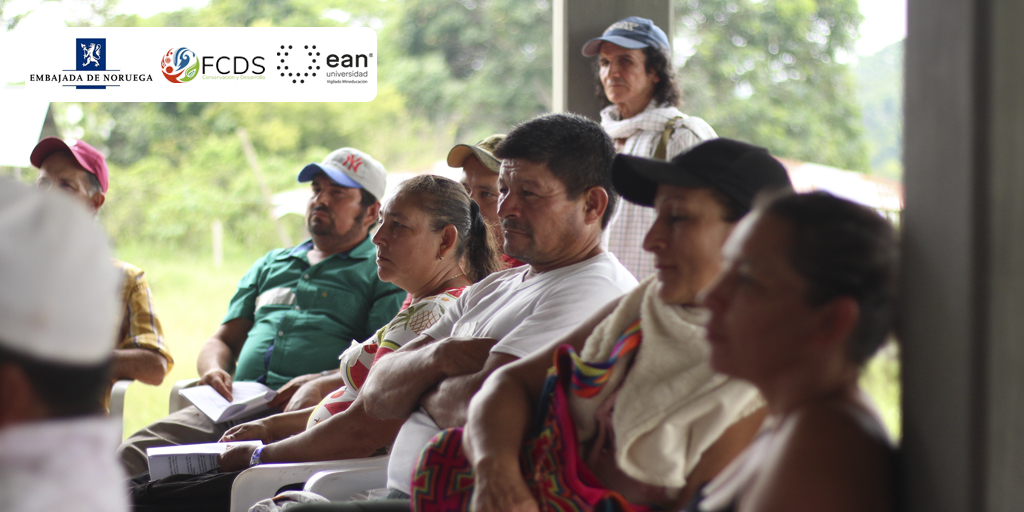 FcdsOrg's tweet photo. 🟢Para el proceso de la Forestería Comunitaria en El Capricho, San José del Guaviare, es fundamental la creación de una empresa para el aprovechamiento sostenible de la 🌴palma de seje y de asaí. https://t.co/fw83pcXrJk