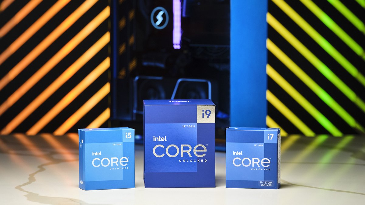 IntelFrance's tweet image. Décrivez votre PC avec un gif ! 

#IntelCore #12thGen #IntelPC #FridayFeeling