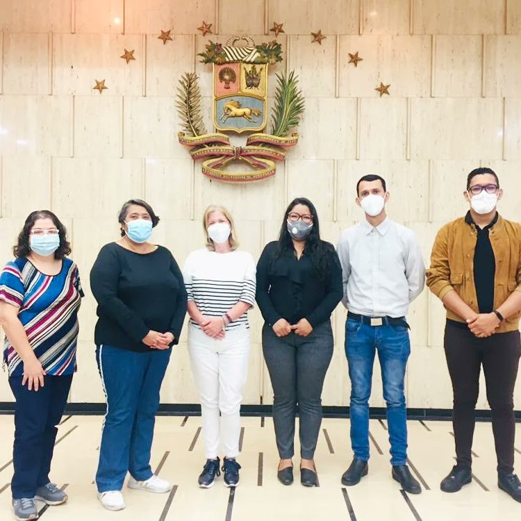 fpatrimonioccs's tweet photo. FUNDAPATRIMONIO presente en la CANCILLERÍA donde estuvo en contacto con autoridades y embajadores que se encuentran en África, se conversó sobre elPatrimonio y la importancia de la cooperación internacional para su revalorización
#CulturaVenezolana
@nicolasmaduro
@gestionperfecta https://t.co/AUDKFiRq3E