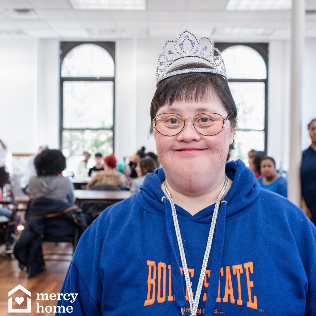 _MercyHome_'s tweet photo. #flashbackfriday can't get more fabulous than this! Mercy Home wishes you a wonderful weekend. #mercystrong #fabulousfridays https://t.co/bETn1d8mNw