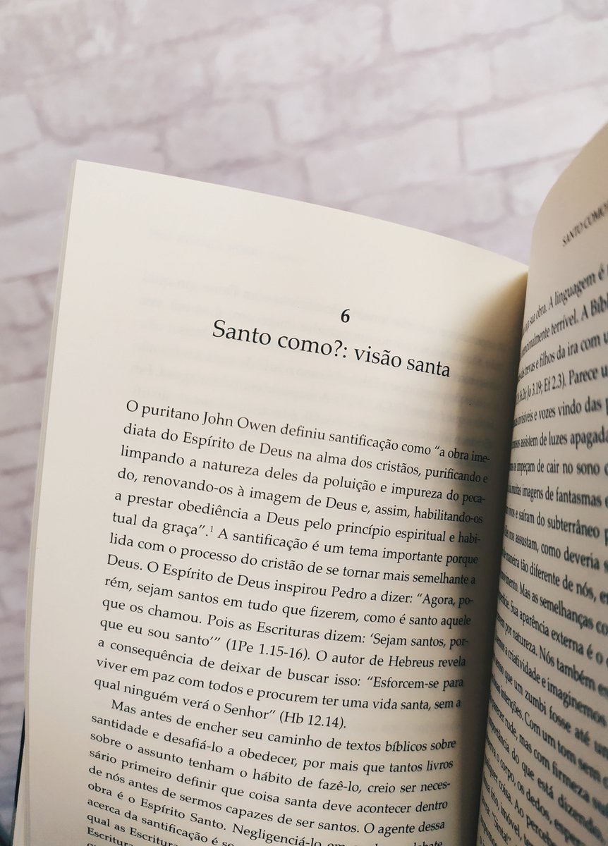 mundocristao's tweet photo. ✨ SORTEIO DE LANÇAMENTOS ✨
Vamos sortear um exemplar de “Santo, santo, santo”, da @JackieHillPerry! 📚🤩

Para participar, é só:
- Curtir este tweet.
- Dar RT.
- Seguir a MC aqui no Twitter.

📢 Resultado dia 11/04. https://t.co/JgjSUnintz