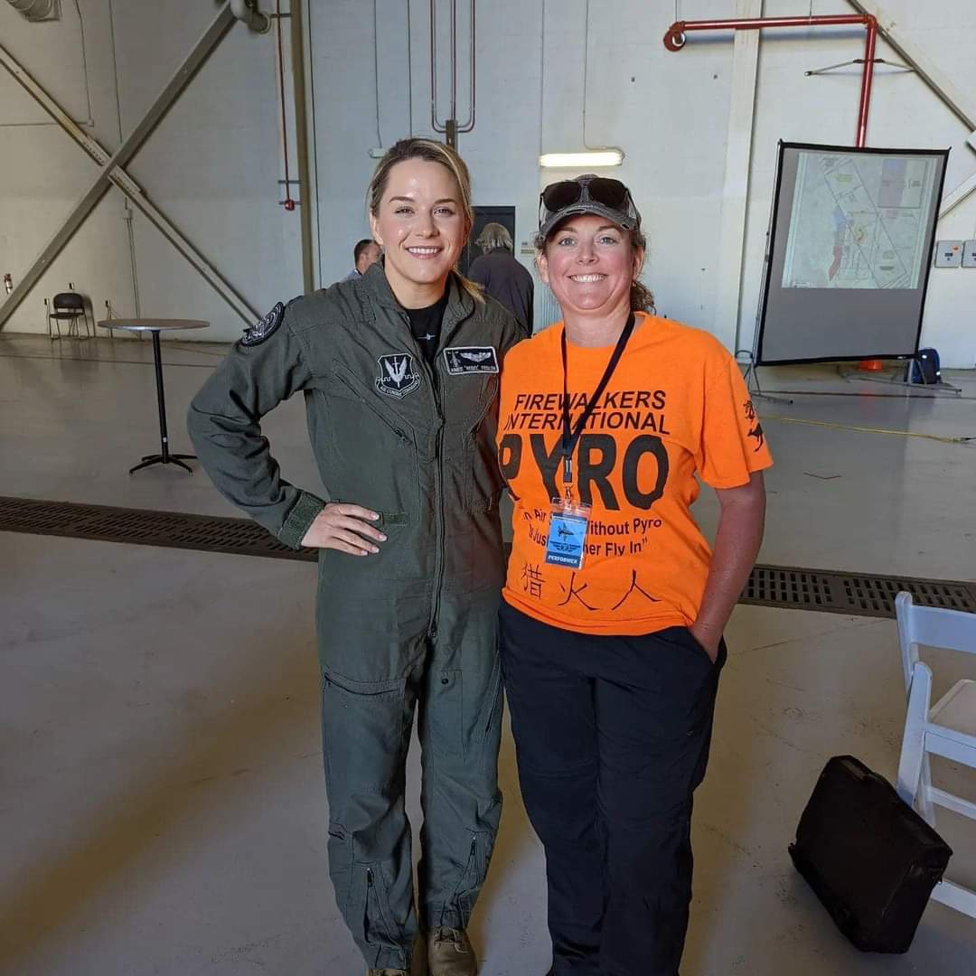 FirewalkersP's tweet photo. We get to hang out with the coolest people. Team member Stacey with new F-16 Viper Demo Team pilot Capt. Aimee ‘Rebel’ Fiedler at Joint Base Charleston. #BOOM!! https://t.co/ltjztyTz8n