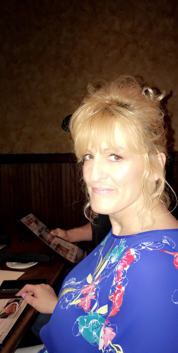 colejacks0n's tweet image. there’s not a single day of my life that I don’t think about you, nor is there a single thing I wouldn’t do to have you back with me. my best friend and mother wrapped into one, happy birthday 🤎 I love you more than life itself.