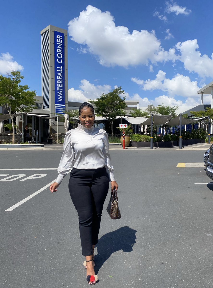 Day Time Chilling💫 iMama is Glowing😻 Modimo Ke star🤗