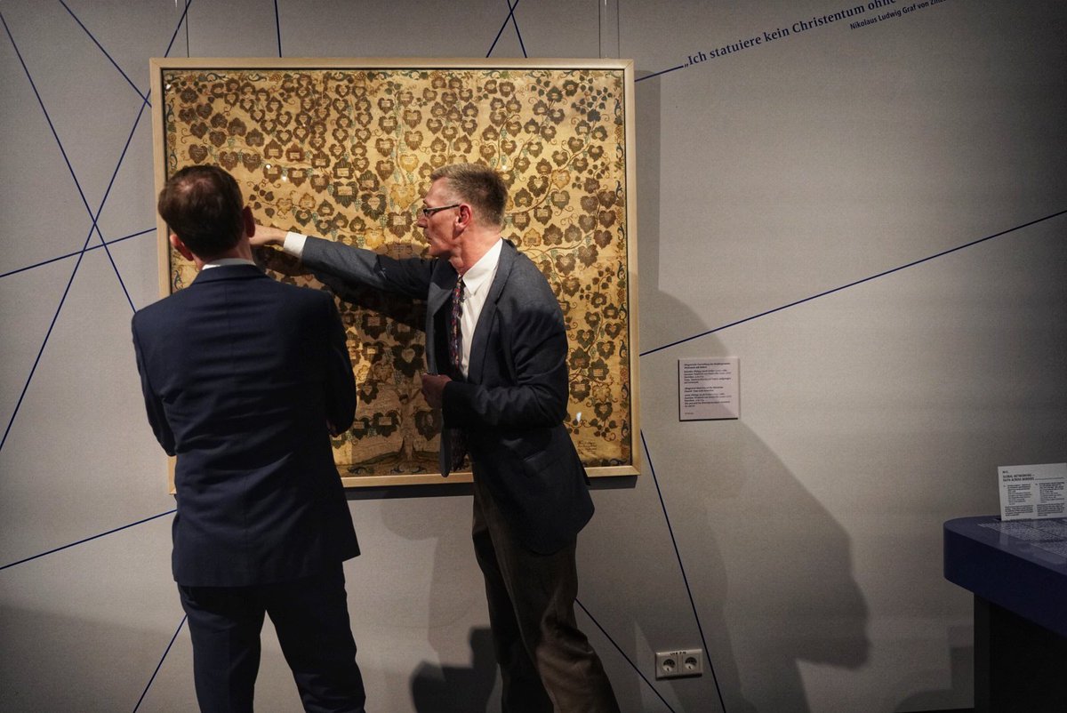 MPKretschmer's tweet photo. #Herrnhut ist kein gewöhnlicher Ort, sondern auch Marke und Botschafter in die Welt. Vor 300 Jahren von protestantischen Glaubensflüchtlingen gegründet, entwickelte sich die Stadt rasch zu einem Zentrum einer global vernetzten kirchlichen Erneuerungsbewegung. (SK) https://t.co/pVksGk9wNl