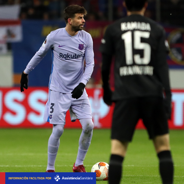 FCBarcelona_es's tweet photo. [COMUNICADO MÉDICO]

Las pruebas realizadas esta tarde han confirmado que el jugador del primer equipo Gerard Piqué tiene una tendinopatía del aductor largo del muslo izquierdo. Es baja y su evolución marcará su disponibilidad https://t.co/jXqSrFRkc9