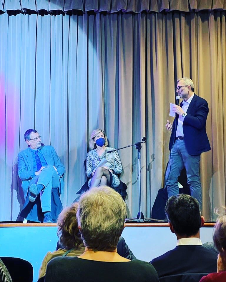 DiSantorre's tweet image. Roberto #Giachetti (a sx) con Francesca #Pontani durante la presentazione del candidato sindaco a #Monza Paolo #Pilotto