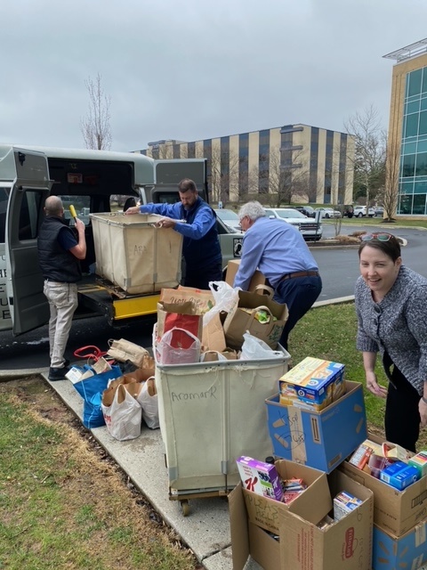 Bancroft4Vets's tweet photo. Bancroft was pleased to welcome the @VM_Center Team & Executive Director Joe Brooks to our offices as we completed our March Food Drive. Along with our partners, we were able to collect enough items to fully restock their pantry. #FoodDrive #GiveBack #ServiceToVeterans #ThankYou https://t.co/F3lIEvuNql