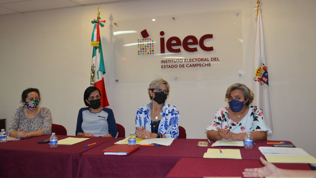 IEECampeche's tweet photo. #IEECInforma | Reunión de Trabajo del @Oppmujerescamp #OPPMC, en la que participaron por parte del OPLE, la Consejera Pdta. Lirio Guadalupe Suárez Améndola y la Consejera Electoral, Fátima Meunier Rosas. https://t.co/xRa3Bq8gZn