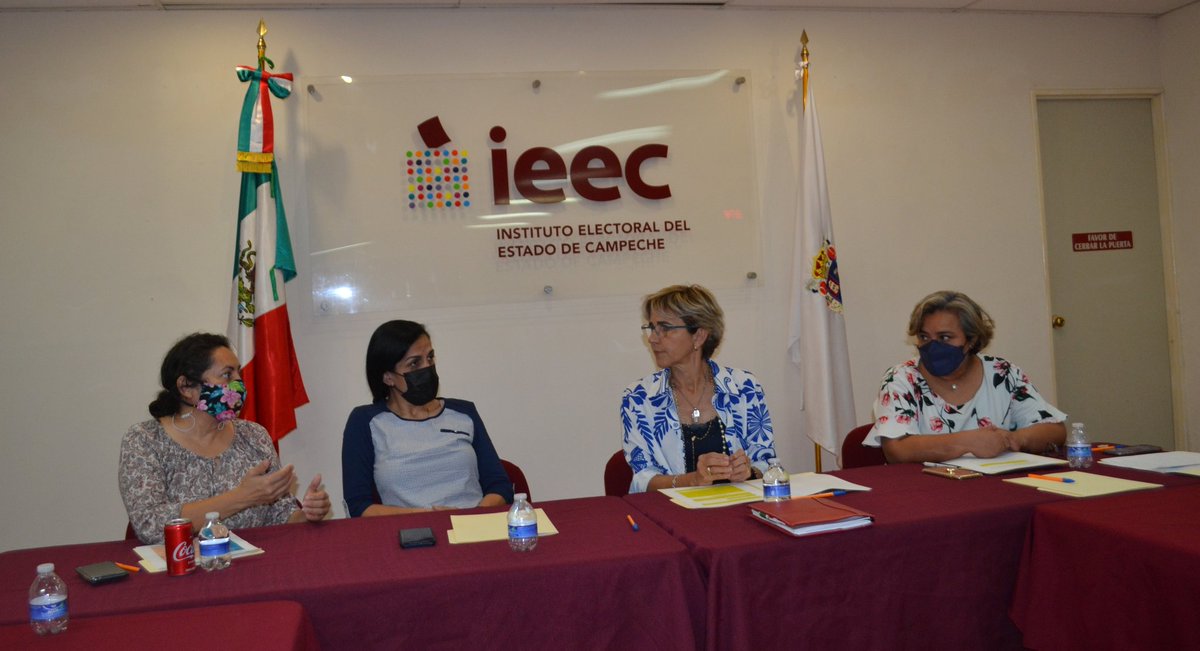 IEECampeche's tweet photo. #IEECInforma | Reunión de Trabajo del @Oppmujerescamp #OPPMC, en la que participaron por parte del OPLE, la Consejera Pdta. Lirio Guadalupe Suárez Améndola y la Consejera Electoral, Fátima Meunier Rosas. https://t.co/xRa3Bq8gZn