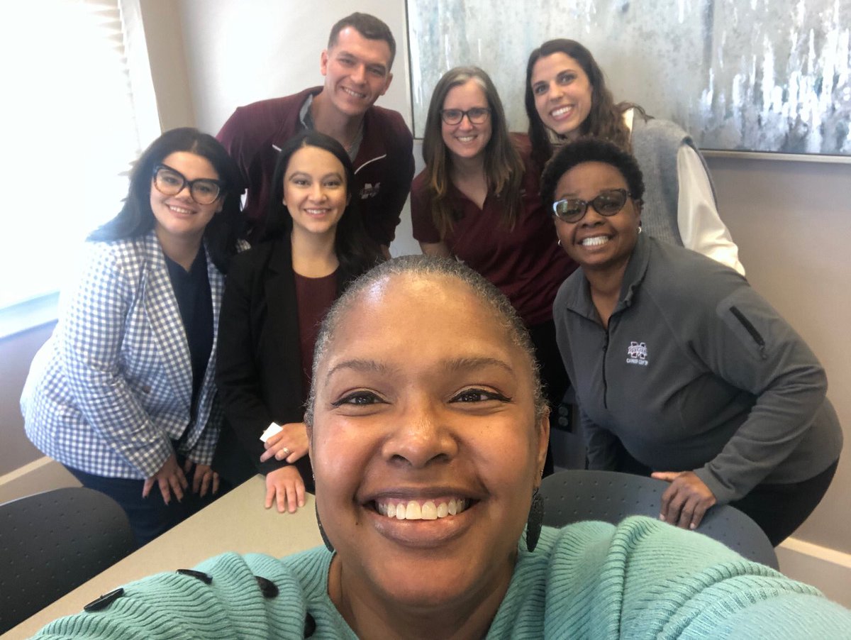 msstatecareer's tweet photo. Look how we spent our Friday morning! 🤗IP came to visit us, and we’re exciting about what’s to come with their recruiting efforts! Happy Friday, everyone!❤️#jobs4dawgs #recruitment #jobs https://t.co/bNmMnk7JTs
