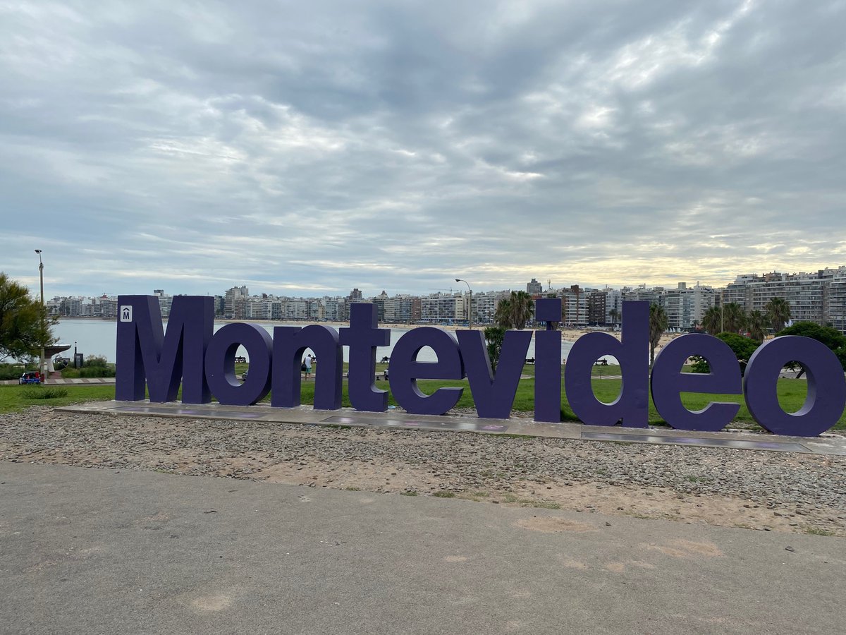 DavidKwanPhD's tweet photo. Good bye, Uruguay! Had a fantastic time. Thank you @betancor_lorena for hosting my visit to your lab @UniversidadORT! It was such a pleasure working with talented students Lucía Patrón and @MathiasCosta4!

Thank you for a wonderful time in Montevideo. Hasta luego! https://t.co/XnDBIso6L0