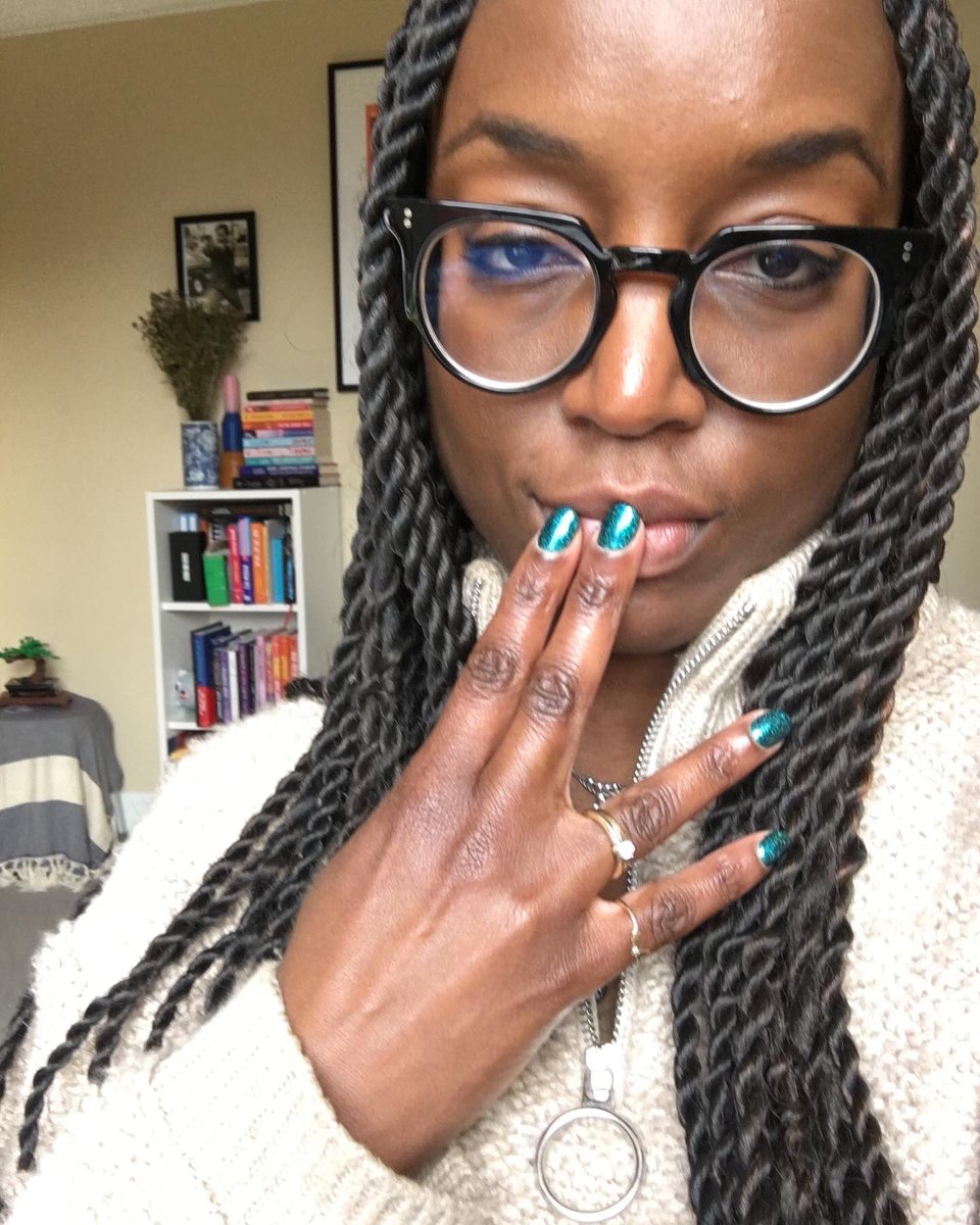 SareetaDomingo's tweet photo. Mani Friday. H’obsessed with this nail colour so I’m #BringingThesetotheTL #SansFilter #Aqua #Hello #Random #ShinyNose💅🏾😜🤓 https://t.co/mUkHSZka3o