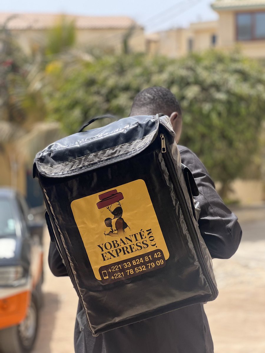 yobanteYES's tweet photo. 17h00: Hamidou, transporteur YES quittant Ouest Foire pour aller livrer un plat salé aux Mamelles. Faites appel à YOBANTE EXPRESS pour livrer vos 𝙉𝘿𝙊𝙂𝙊𝙐𝙎 en toute sécurité et dans d’excellentes conditions de conservation partout dans Dakar 👇 https://t.co/LDzoLG9Gu2