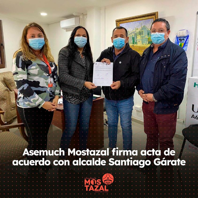 La presidenta Marianela Moreno y el secretario Guillermo Moya, de la Asemuch Mostazal entregaron su apoyo a la gestión del alcalde Santiago Gárate y firmaron un protocolo de trabajo que establece para el periodo 2023